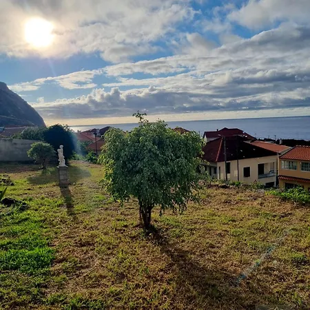 Blissful Haven Villa Porto Moniz